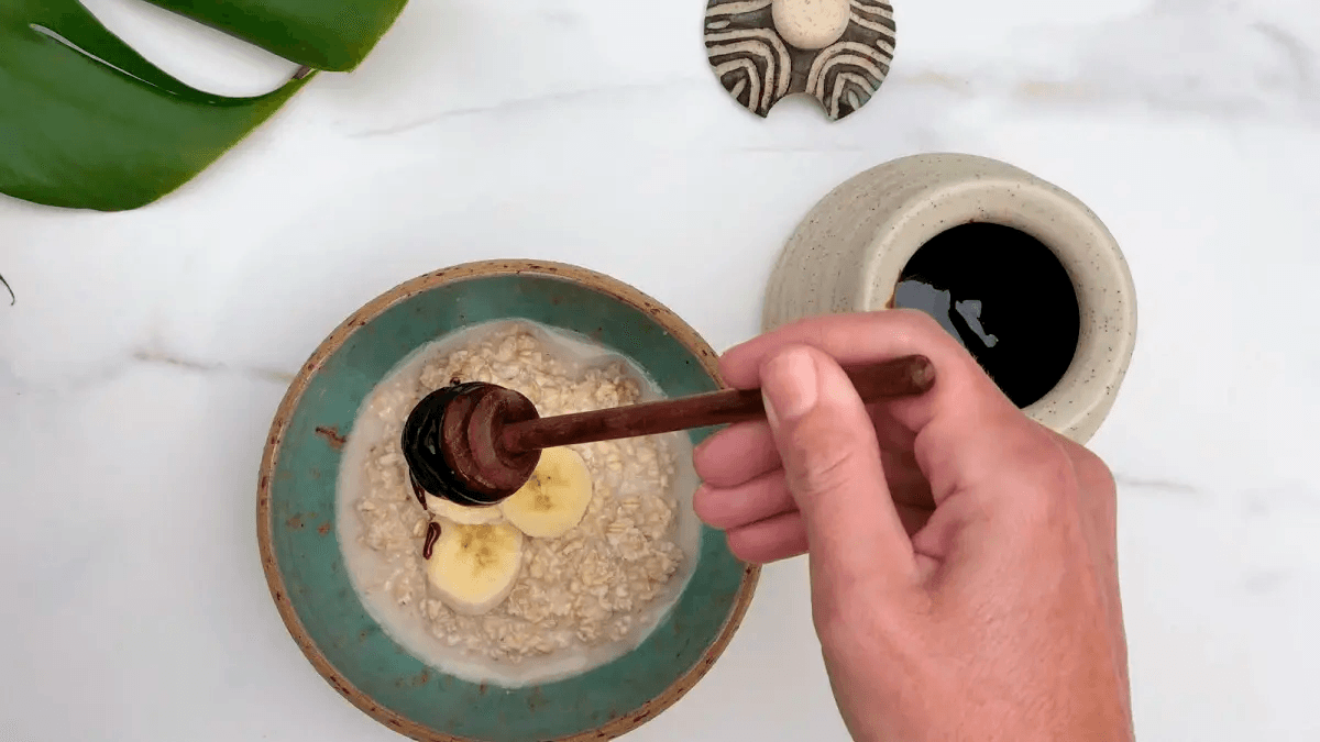 Avena con tahini y silan